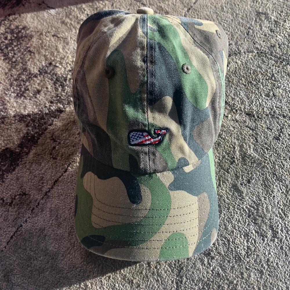 Camo vineyard vines hat with American flag whale